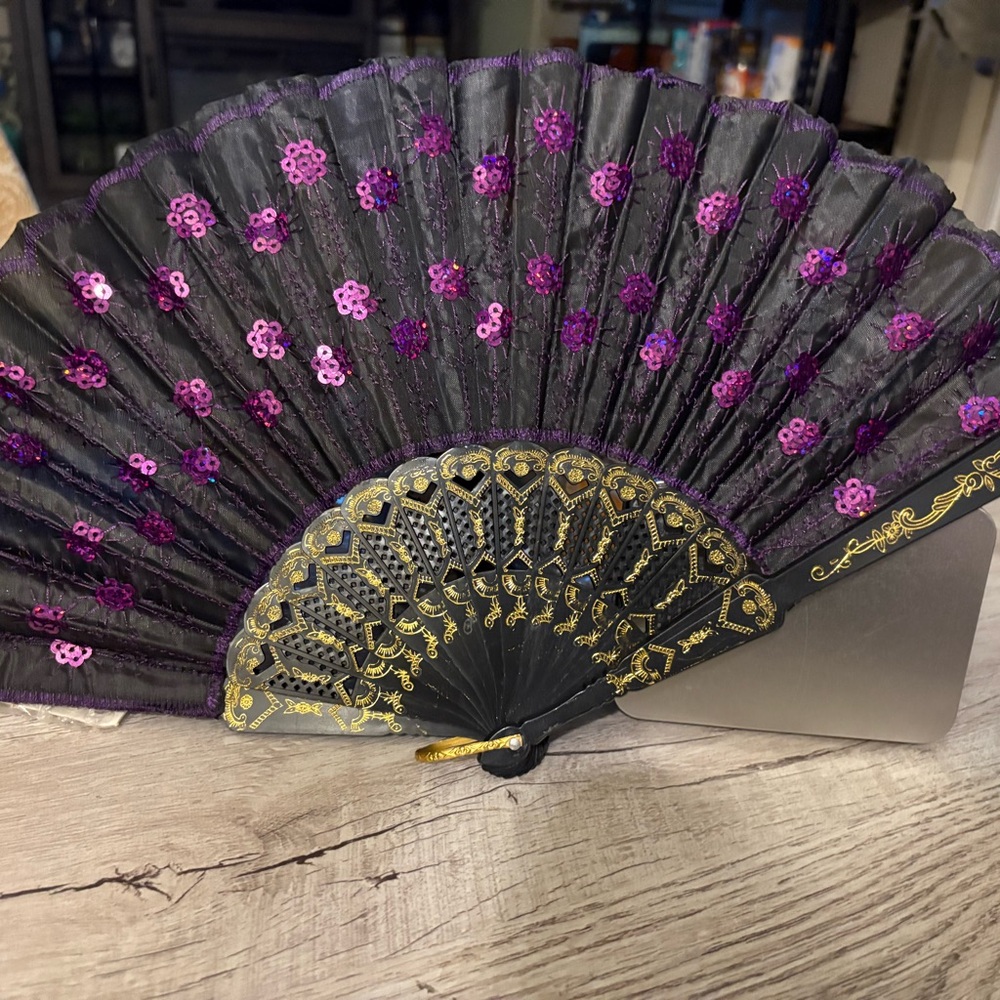 Chic Black and Purple Floral Hand Fan